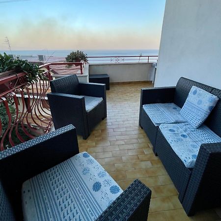 Villa Baia Aurora à Letojanni Extérieur photo